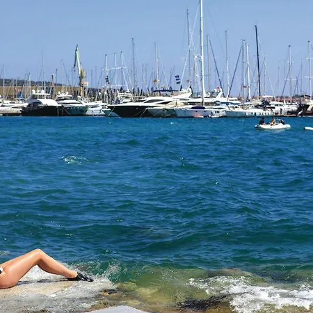 2 Bedroom Beautiful In Seget Donji *