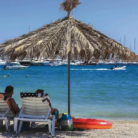 2 Bedroom Beautiful In Seget Donji Appartement