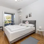Apartment Awesome In Seget Donji